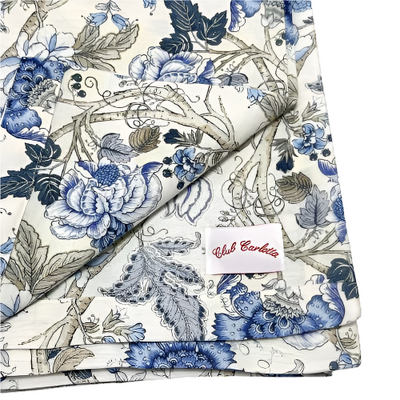 Tony tablecloth