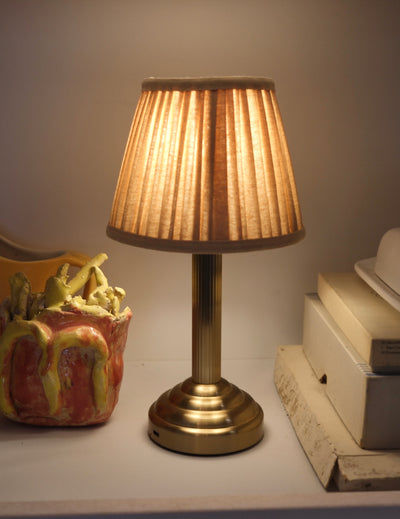 Numi lamp sand