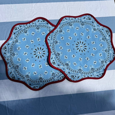 Set of 2 two sided Lily Paisley placemats red/blue