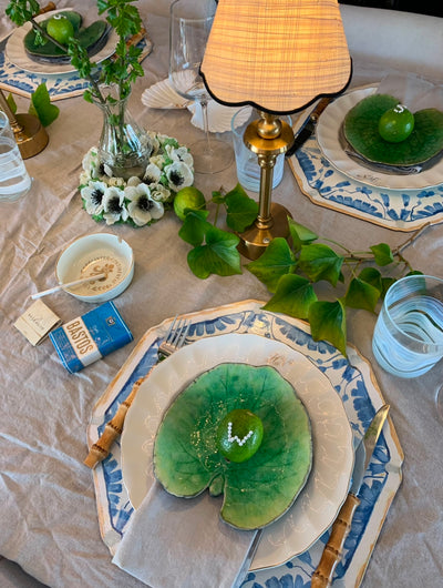 Glazed leaf plate