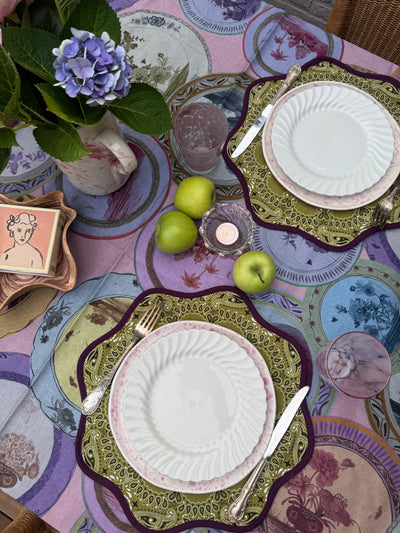 Set of 2 two-sided Lily Paisley placemats olive/pink