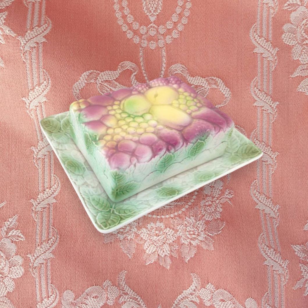 Vintage barbotine butterdish