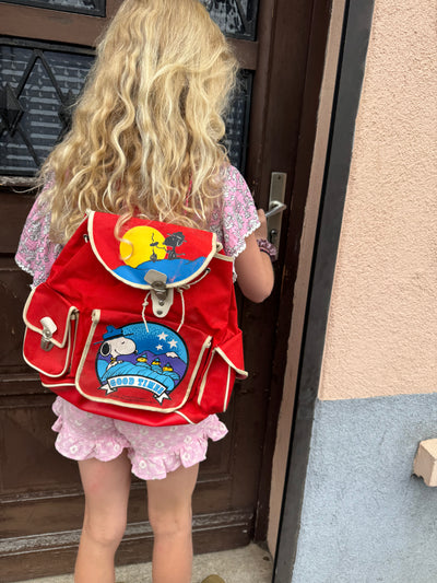Vintage 60’s Snoopy backpack