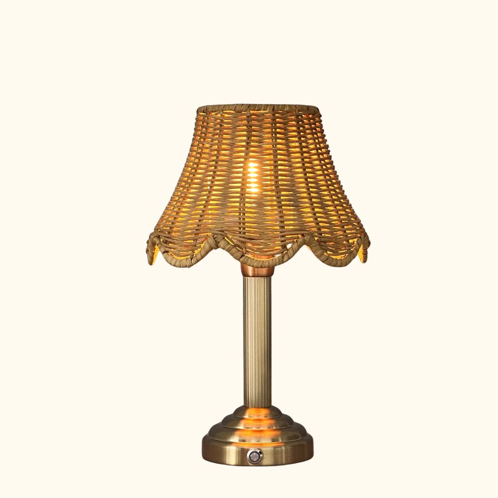 Numi lamp rattan scallop